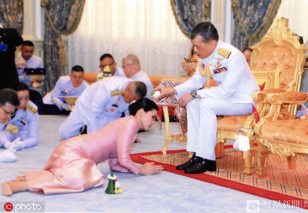 泰国国王拉玛十世哇集拉隆功四婚：苏蒂达·提扎Suthida Tidjai