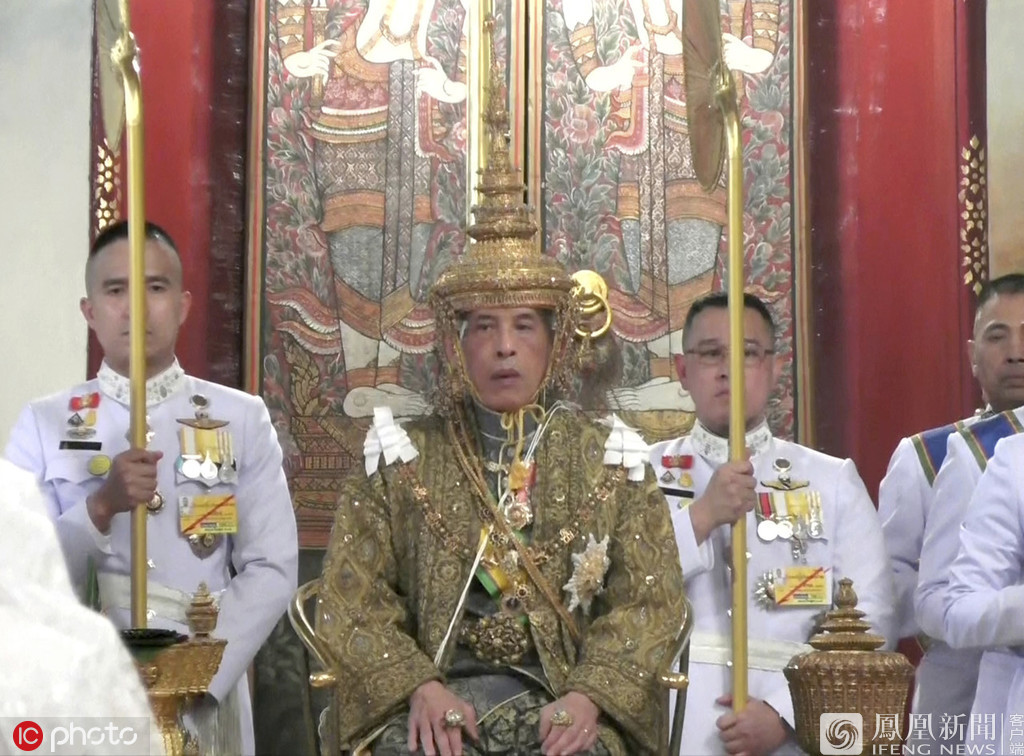 泰国国王加冕大典现场图片